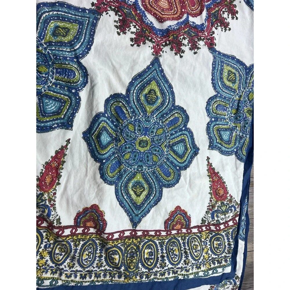 Pottery Barn Aurora Medallion Standard Shams White Blue Red Boho